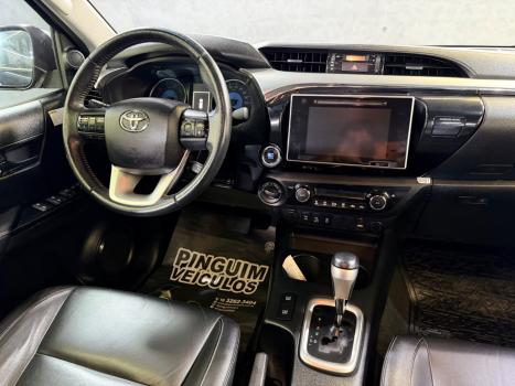 TOYOTA Hilux Caminhonete 2.8 16V SRX 4X4 TURBO DIESEL CABINE DUPLA AUTOM�TICO, Foto 10