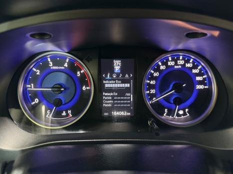 TOYOTA Hilux Caminhonete 2.8 16V SRX 4X4 TURBO DIESEL CABINE DUPLA AUTOM�TICO, Foto 13