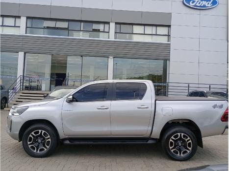 TOYOTA Hilux Caminhonete 2.8 16V SRX 4X4 TURBO DIESEL CABINE DUPLA AUTOM�TICO, Foto 8