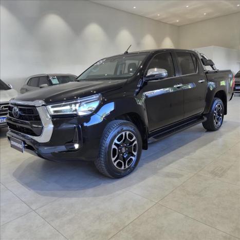 TOYOTA Hilux Caminhonete 2.8 16V SRX 4X4 TURBO DIESEL CABINE DUPLA AUTOM�TICO, Foto 3