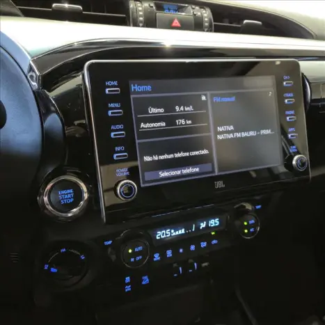 TOYOTA Hilux Caminhonete 2.8 16V SRX 4X4 TURBO DIESEL CABINE DUPLA AUTOM�TICO, Foto 8