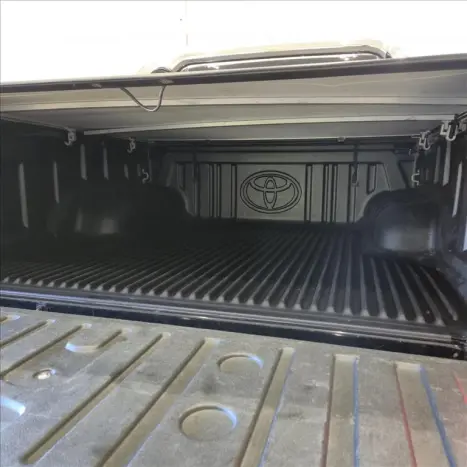 TOYOTA Hilux Caminhonete 2.8 16V SRX 4X4 TURBO DIESEL CABINE DUPLA AUTOM�TICO, Foto 16