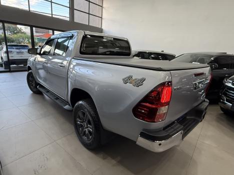 TOYOTA Hilux Caminhonete 2.8 16V 4P SR 4X4 DIESEL CABINE DUPLA AUTOM�TICO, Foto 6