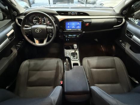 TOYOTA Hilux Caminhonete 2.8 16V 4P SR 4X4 DIESEL CABINE DUPLA AUTOM�TICO, Foto 9