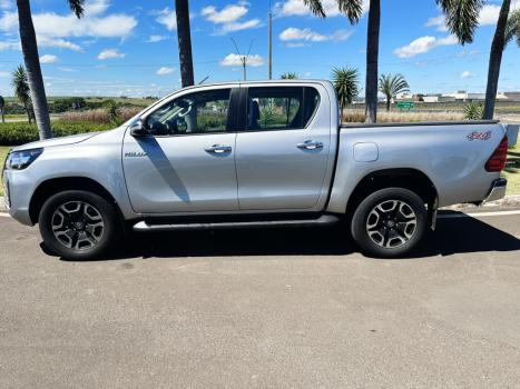 TOYOTA Hilux Caminhonete 2.8 16V SRV 4X4 DIESEL CABINE DUPLA AUTOM�TICO, Foto 8