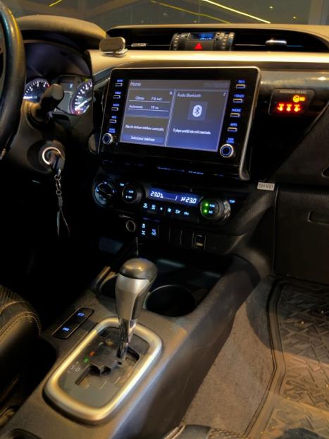 TOYOTA Hilux Caminhonete 2.8 16V 4P SR 4X4 DIESEL CABINE DUPLA AUTOM�TICO, Foto 17