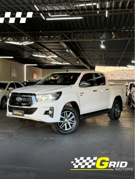 TOYOTA Hilux Caminhonete 2.7 16V 4P SRV FLEX CABINE DUPLA AUTOM�TICO, Foto 1