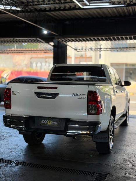 TOYOTA Hilux Caminhonete 2.7 16V 4P SRV FLEX CABINE DUPLA AUTOM�TICO, Foto 8