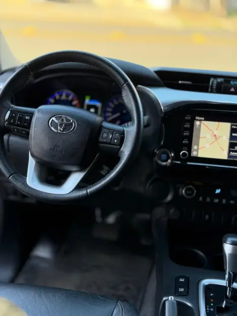 TOYOTA Hilux Caminhonete 2.7 16V 4P SRV FLEX CABINE DUPLA AUTOM�TICO, Foto 14