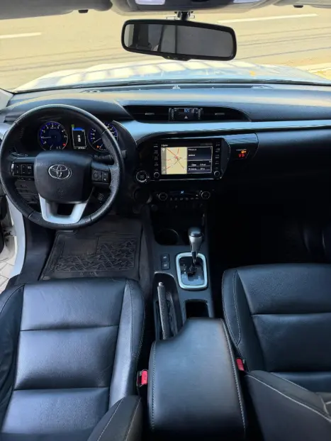TOYOTA Hilux Caminhonete 2.7 16V 4P SRV FLEX CABINE DUPLA AUTOM�TICO, Foto 16