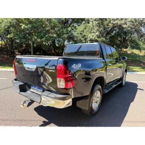 TOYOTA Hilux Caminhonete 2.8 4P 4X4 DIESEL CABINE DUPLA, Foto 3