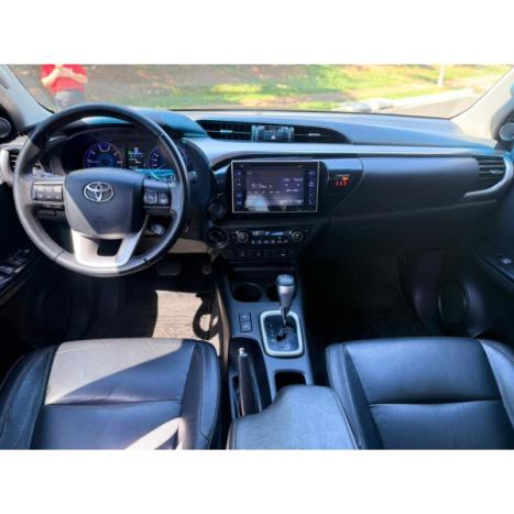 TOYOTA Hilux Caminhonete 2.8 4P 4X4 DIESEL CABINE DUPLA, Foto 6