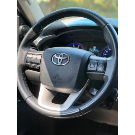 TOYOTA Hilux Caminhonete 2.8 4P 4X4 DIESEL CABINE DUPLA, Foto 7