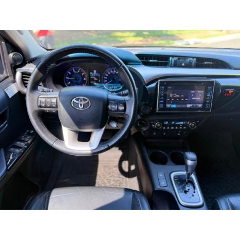 TOYOTA Hilux Caminhonete 2.8 4P 4X4 DIESEL CABINE DUPLA, Foto 8