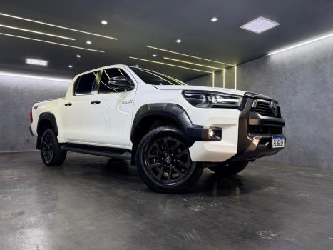 TOYOTA Hilux Caminhonete 2.8 16V SRX CONQUEST 4X4 TURBO DIESEL CABINE DUPLA AUTOM�TICO, Foto 2