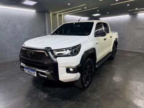 TOYOTA Hilux Caminhonete 2.8 16V SRX CONQUEST 4X4 TURBO DIESEL CABINE DUPLA AUTOM�TICO, Foto 3