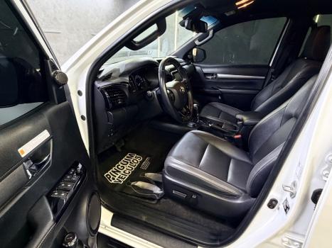 TOYOTA Hilux Caminhonete 2.8 16V SRX CONQUEST 4X4 TURBO DIESEL CABINE DUPLA AUTOM�TICO, Foto 8