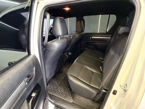 TOYOTA Hilux Caminhonete 2.8 16V SRX CONQUEST 4X4 TURBO DIESEL CABINE DUPLA AUTOM�TICO, Foto 12