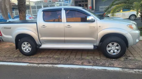 TOYOTA Hilux Caminhonete 3.0 4P 4X4 SRV TURBO DIESEL CABINE DUPLA, Foto 8