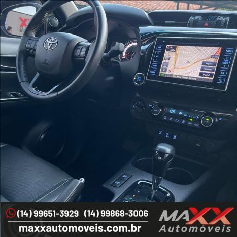 TOYOTA Hilux Caminhonete 2.8 16V SRX 4X4 DIESEL CABINE DUPLA AUTOM�TICO, Foto 13