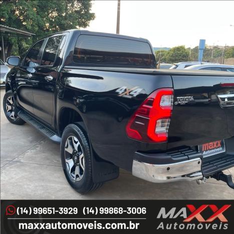 TOYOTA Hilux Caminhonete 2.8 16V SRX 4X4 DIESEL CABINE DUPLA AUTOM�TICO, Foto 17