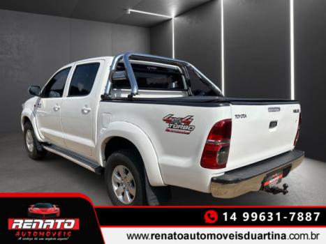 TOYOTA Hilux Caminhonete 3.0 4P 4X4 DIESEL CABINE DUPLA, Foto 3