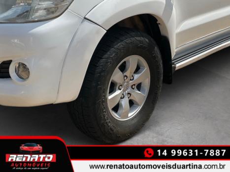 TOYOTA Hilux Caminhonete 3.0 4P 4X4 DIESEL CABINE DUPLA, Foto 6