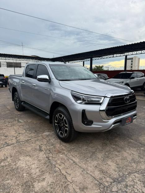 TOYOTA Hilux Caminhonete 2.8 16V SRX 4X4 TURBO DIESEL CABINE DUPLA AUTOM�TICO, Foto 3