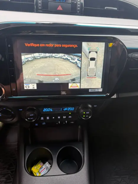 TOYOTA Hilux Caminhonete 2.8 16V SRX 4X4 TURBO DIESEL CABINE DUPLA AUTOM�TICO, Foto 9