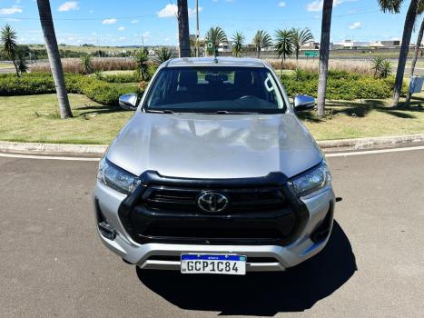 TOYOTA Hilux Caminhonete 2.8 16V SRV 4X4 DIESEL CABINE DUPLA AUTOM�TICO, Foto 4