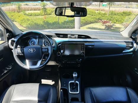 TOYOTA Hilux Caminhonete 2.8 16V SRV 4X4 DIESEL CABINE DUPLA AUTOM�TICO, Foto 9