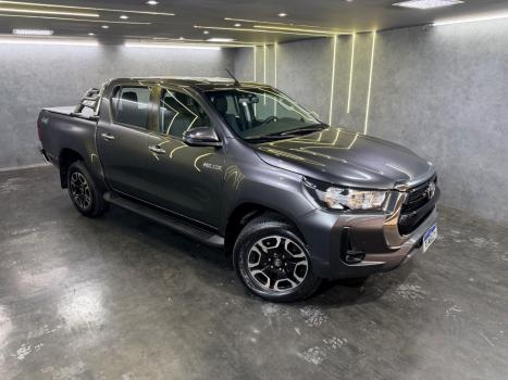 TOYOTA Hilux Caminhonete 2.8 16V SRV 4X4 DIESEL CABINE DUPLA AUTOM�TICO, Foto 1