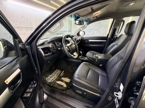 TOYOTA Hilux Caminhonete 2.8 16V SRV 4X4 DIESEL CABINE DUPLA AUTOM�TICO, Foto 8