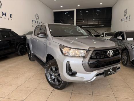 TOYOTA Hilux Caminhonete 2.8 16V 4P SR 4X4 DIESEL CABINE DUPLA AUTOM�TICO, Foto 1