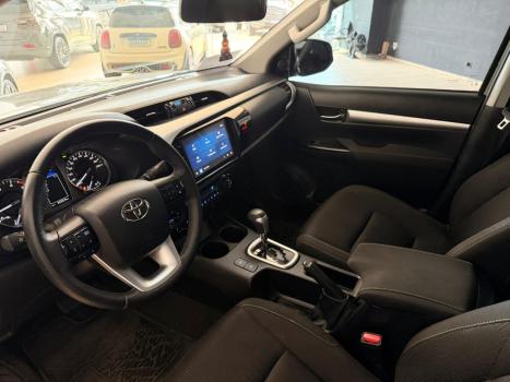 TOYOTA Hilux Caminhonete 2.8 16V 4P SR 4X4 DIESEL CABINE DUPLA AUTOM�TICO, Foto 6