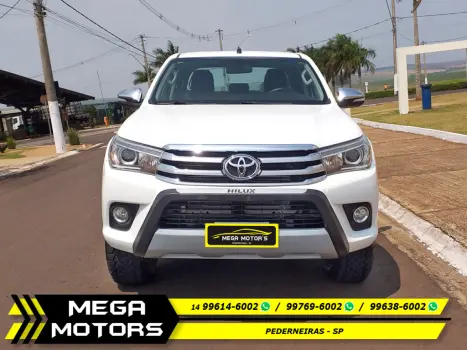 TOYOTA Hilux Caminhonete 2.8 16V SRX 4X4 TURBO DIESEL CABINE DUPLA AUTOM�TICO, Foto 2