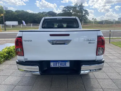 TOYOTA Hilux Caminhonete 2.8 16V SRV 4X4 DIESEL CABINE DUPLA AUTOM�TICO, Foto 6