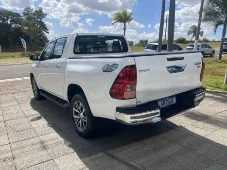 TOYOTA Hilux Caminhonete 2.8 16V SRV 4X4 DIESEL CABINE DUPLA AUTOM�TICO, Foto 7