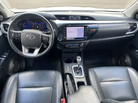 TOYOTA Hilux Caminhonete 2.8 16V SRV 4X4 DIESEL CABINE DUPLA AUTOM�TICO, Foto 10
