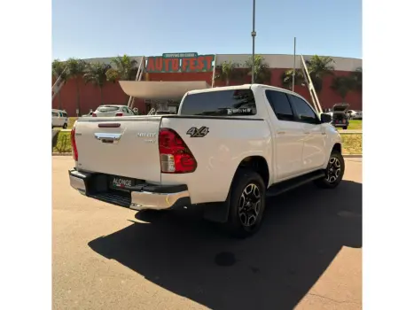 TOYOTA Hilux Caminhonete 2.8 16V SRV 4X4 DIESEL CABINE DUPLA AUTOM�TICO, Foto 4