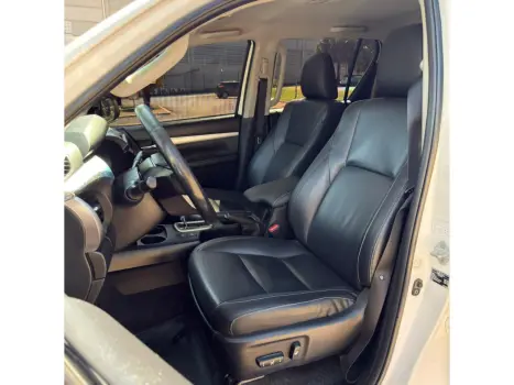 TOYOTA Hilux Caminhonete 2.8 16V SRV 4X4 DIESEL CABINE DUPLA AUTOM�TICO, Foto 7