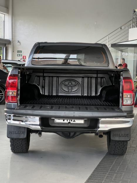TOYOTA Hilux Caminhonete 2.8 16V 4P SRX DIESEL CABINE DUPLA, Foto 8