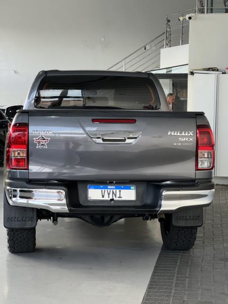 TOYOTA Hilux Caminhonete 2.8 16V 4P SRX DIESEL CABINE DUPLA, Foto 10