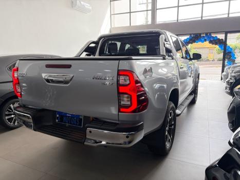 TOYOTA Hilux Caminhonete 2.8 16V SRX 4X4 DIESEL CABINE DUPLA AUTOM�TICO, Foto 5
