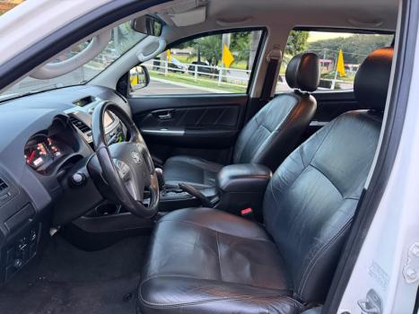 TOYOTA Hilux Caminhonete 3.0 4P 4X4 SRV TURBO DIESEL CABINE DUPLA AUTOM�TICO, Foto 7