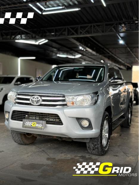 TOYOTA Hilux Caminhonete 2.7 16V 4P SRV CABINE DUPLA, Foto 1
