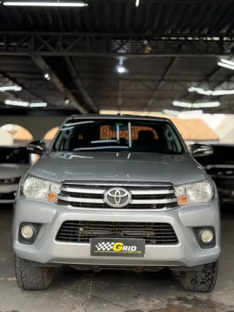 TOYOTA Hilux Caminhonete 2.7 16V 4P SRV CABINE DUPLA, Foto 4
