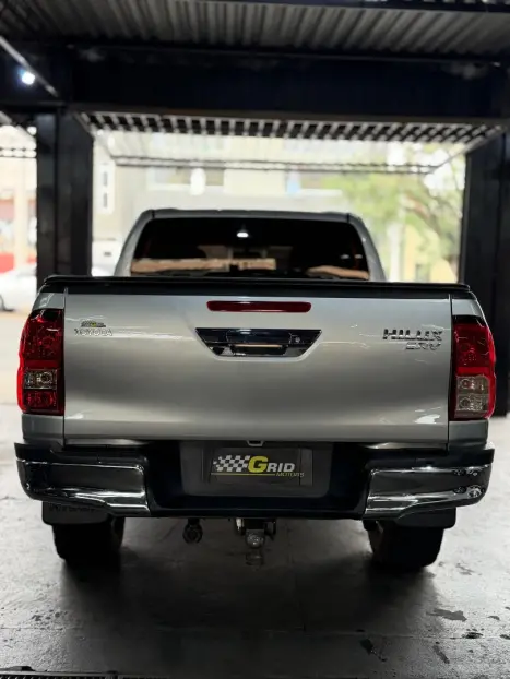 TOYOTA Hilux Caminhonete 2.7 16V 4P SRV CABINE DUPLA, Foto 8