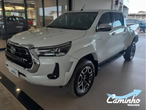 TOYOTA Hilux Caminhonete 2.8 16V SRX PLUS 4X4 TURBO DIESEL CABINE DUPLA AUTOM�TICO, Foto 1