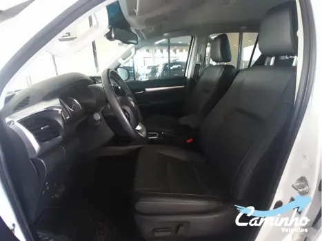 TOYOTA Hilux Caminhonete 2.8 16V SRX PLUS 4X4 TURBO DIESEL CABINE DUPLA AUTOM�TICO, Foto 8